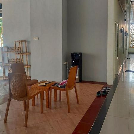 Hotel Koolkost @ Jalan Tirto Agung Srondolwetan Esterno foto