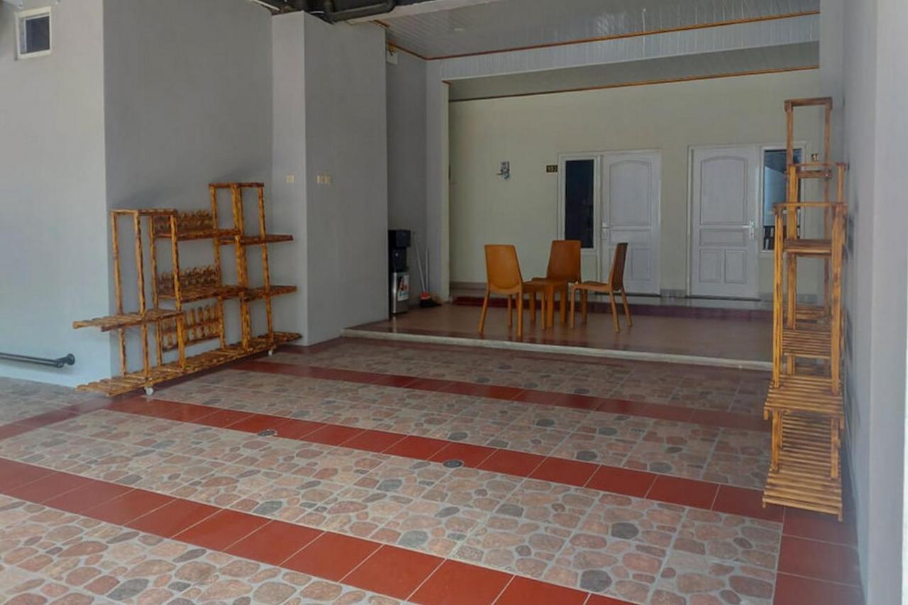 Hotel Koolkost @ Jalan Tirto Agung Srondolwetan Esterno foto