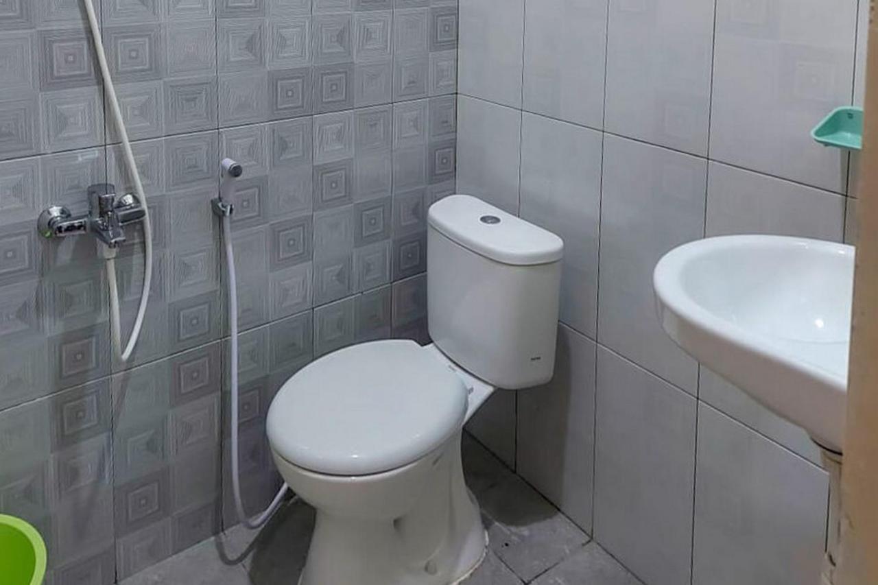 Hotel Koolkost @ Jalan Tirto Agung Srondolwetan Esterno foto